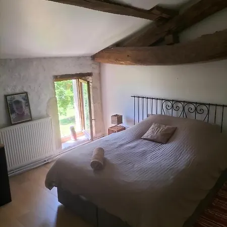 2 Personnes Dans Notre Maison Girondine *