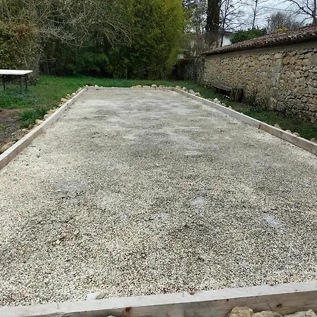 2 Personnes Dans Notre Maison Girondine * Saint-Martin-de-Lerm