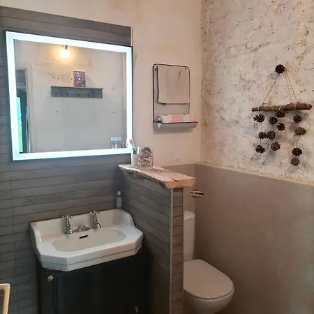 Bed & Breakfast 2 Personnes Dans Notre Maison Girondine 3*