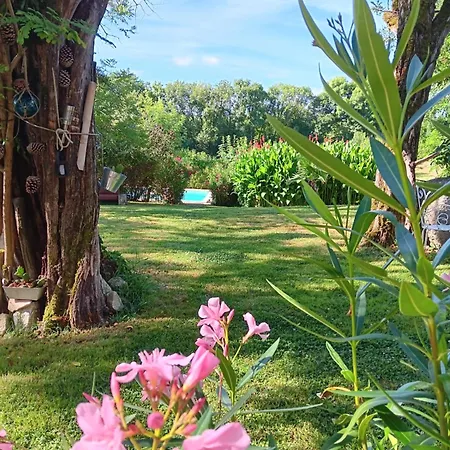 Nocleg ze śniadaniem 2 Personnes Dans Notre Maison Girondine *